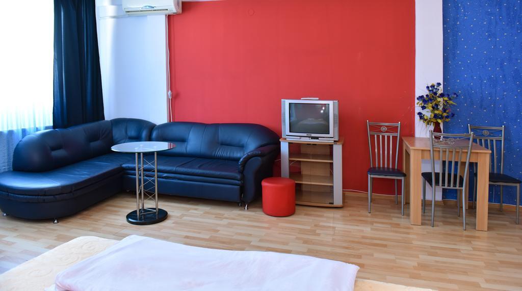 Hostel Milkaza Novi Sad Luaran gambar