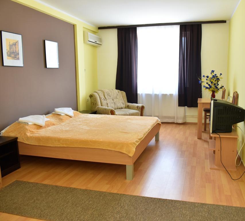 Hostel Milkaza Novi Sad Luaran gambar