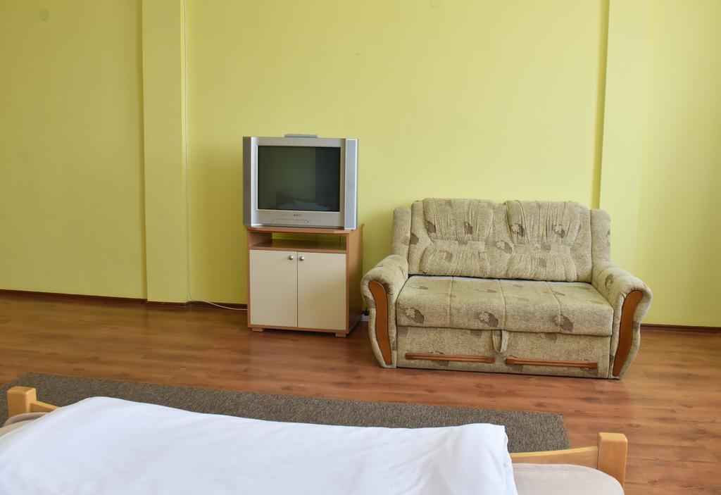 Hostel Milkaza Novi Sad Luaran gambar