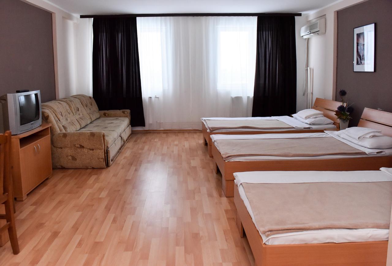 Hostel Milkaza Novi Sad Luaran gambar