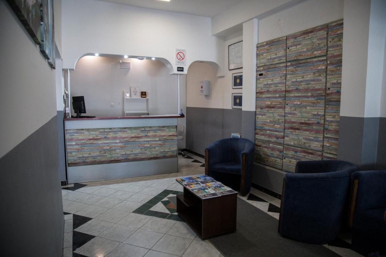 Hostel Milkaza Novi Sad Luaran gambar