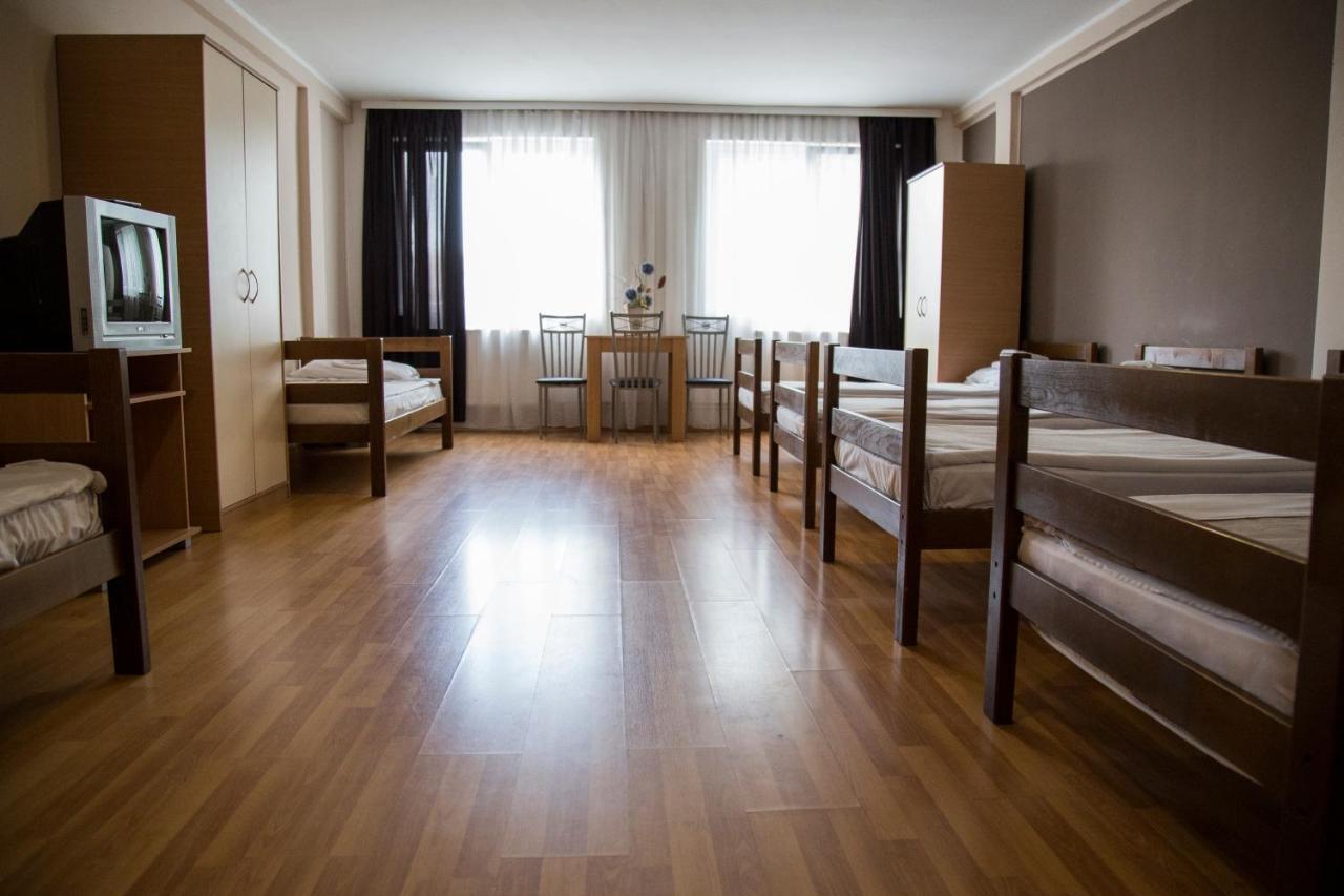 Hostel Milkaza Novi Sad Luaran gambar